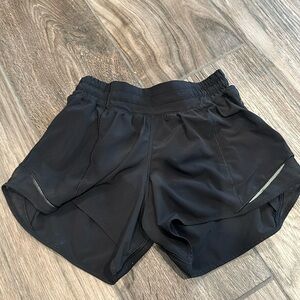 Lululemon hotty hot shorts